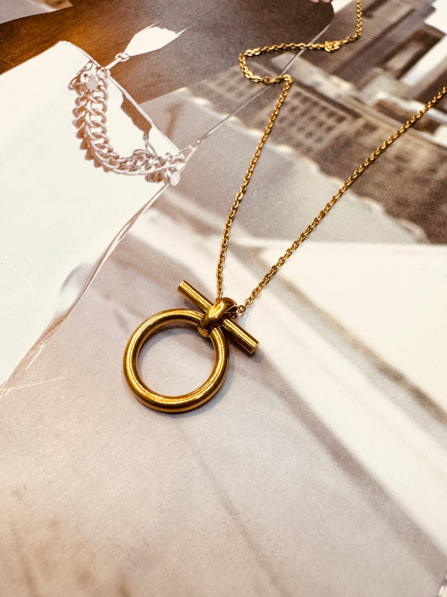 Collar Inspirado en Ferragamo