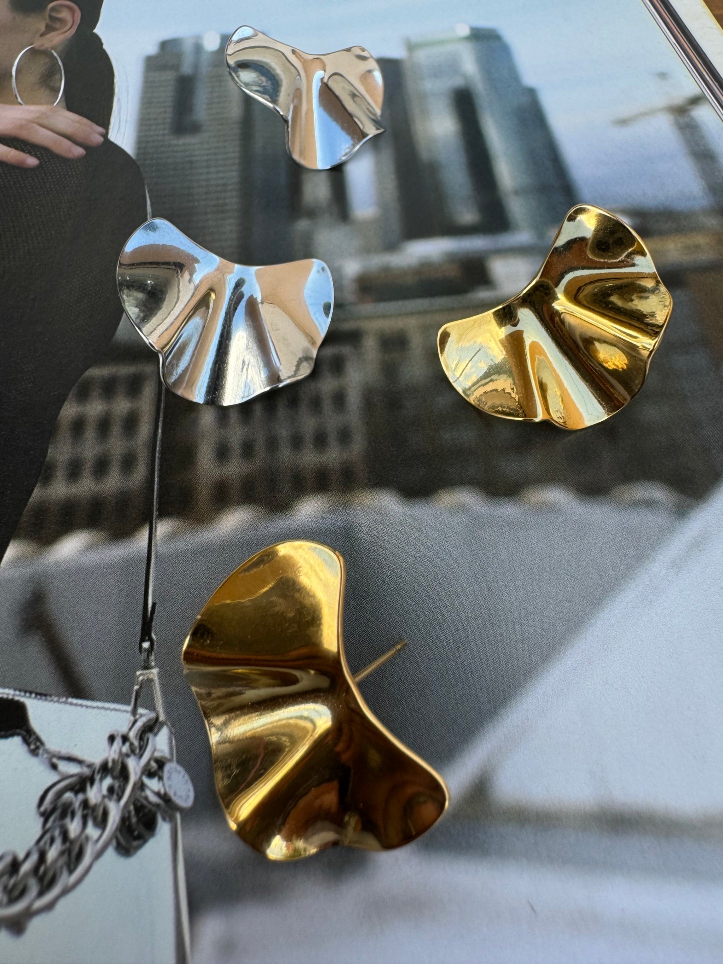 Aretes Abstractos Ondulados - Heylola