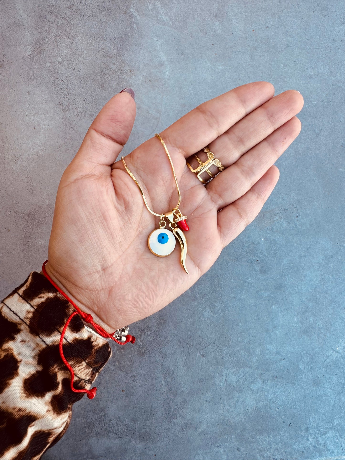 Collar Amuletos de Protección