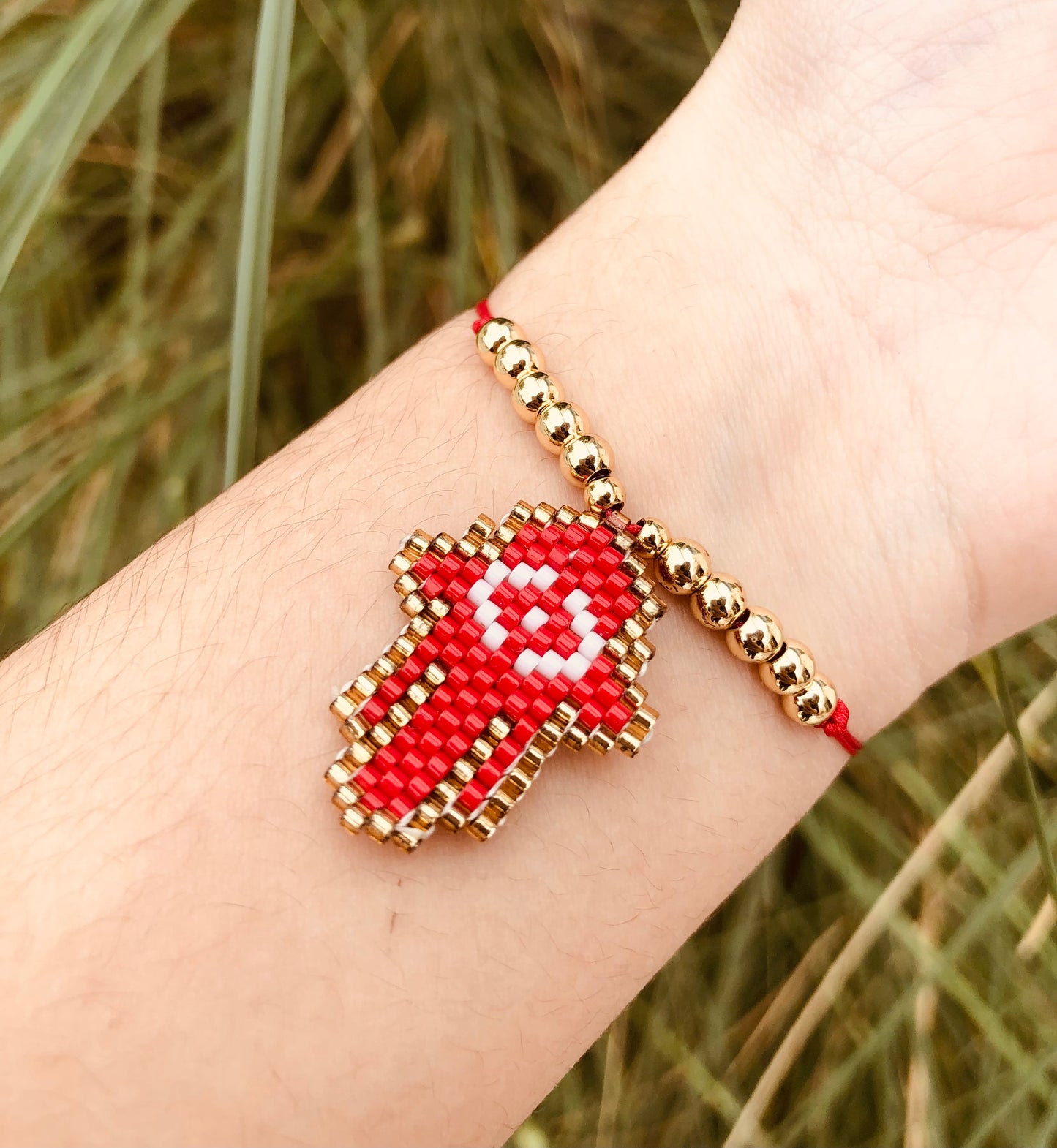 Pulseras Hamsa con cuentas tejidas a mano