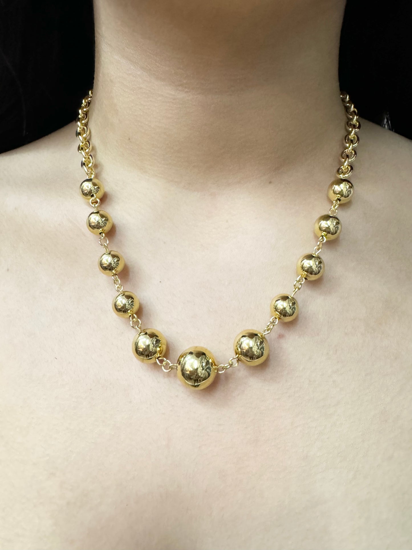 Collar de Bolitas Chapado en Oro 18K
