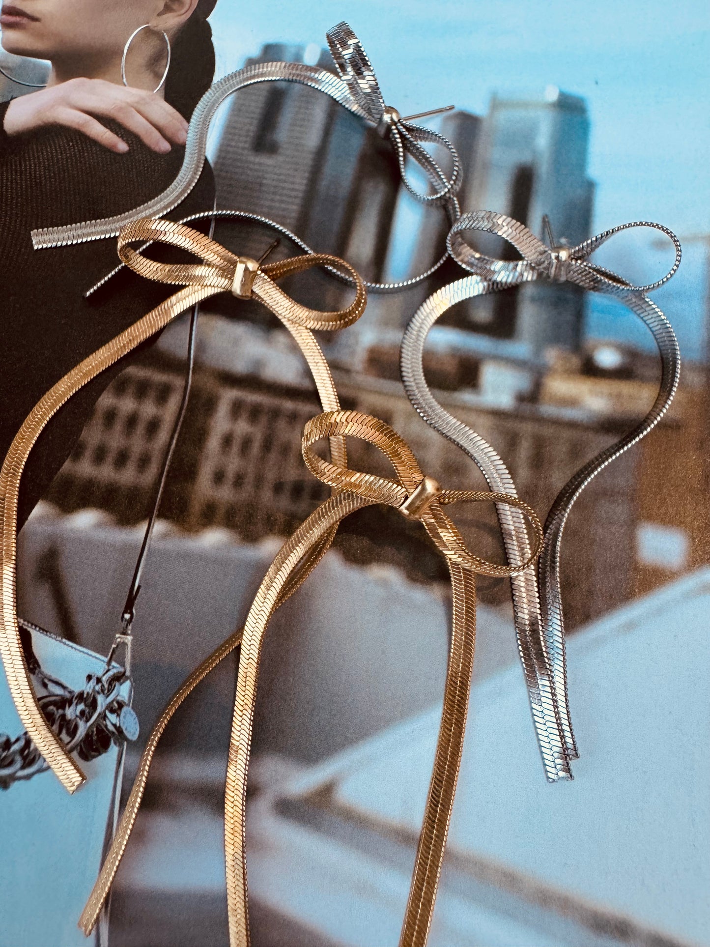 Aretes Lazo largos Chapados en Oro 18K 🎀
