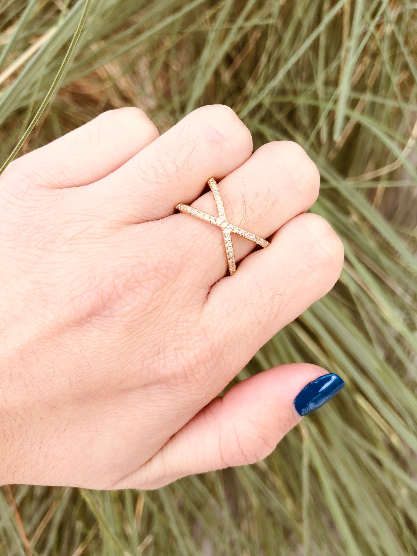 Anillo Cruzado Chapado en Oro de 18K