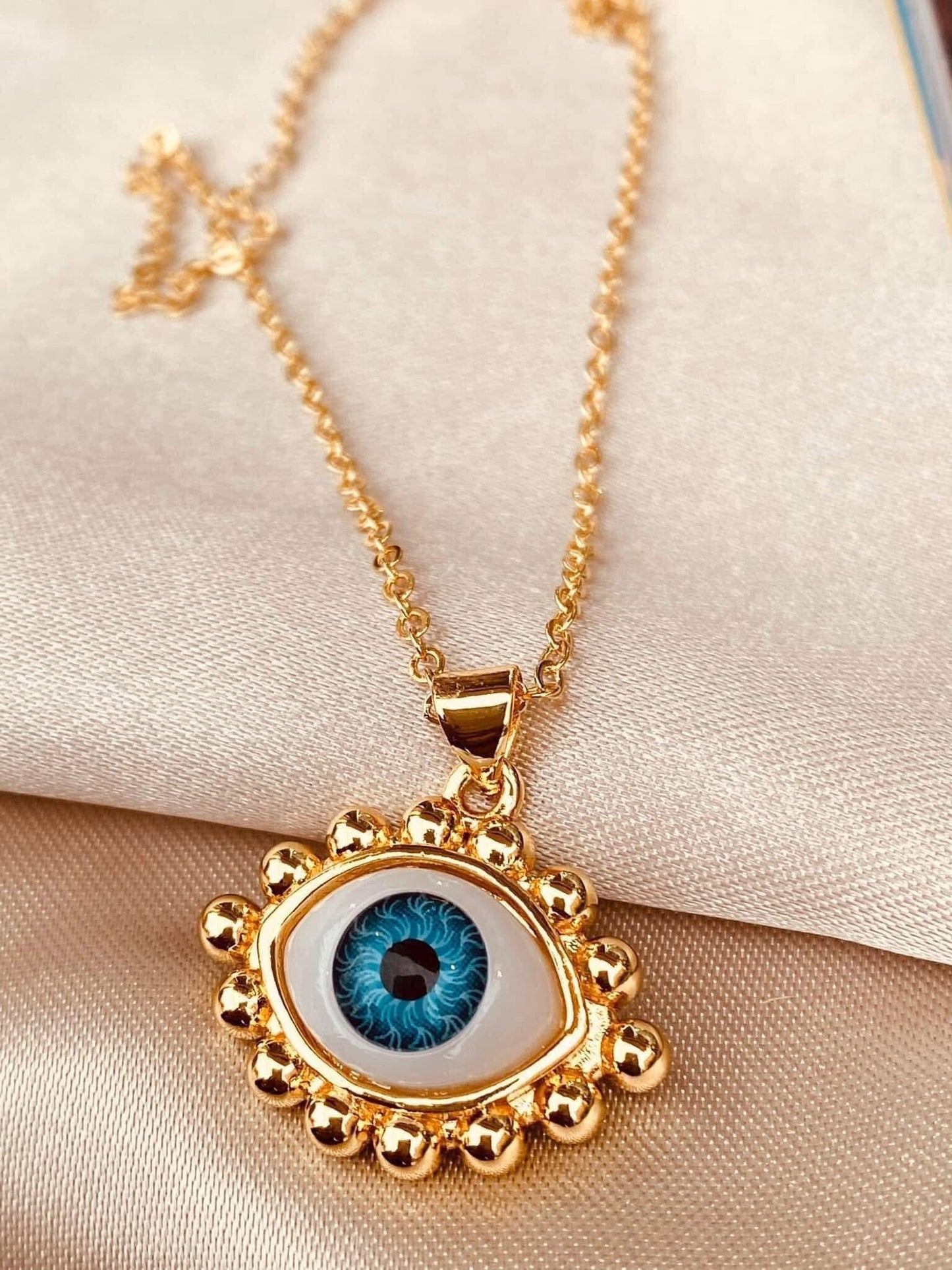 Collar Ojo Pinky