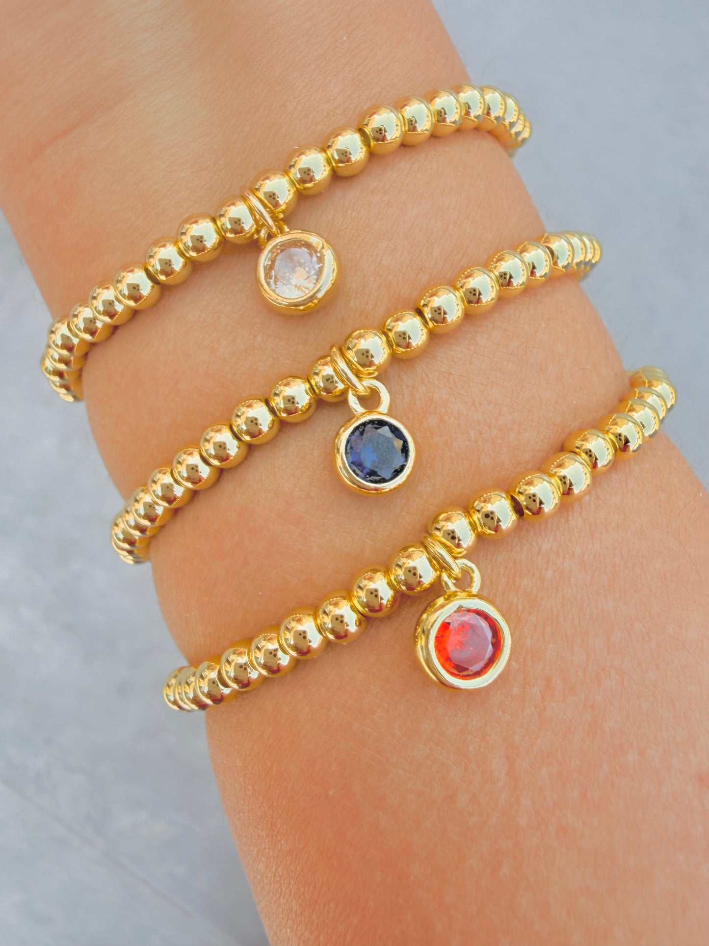 Pulsera Dorada con Dije de Cristal