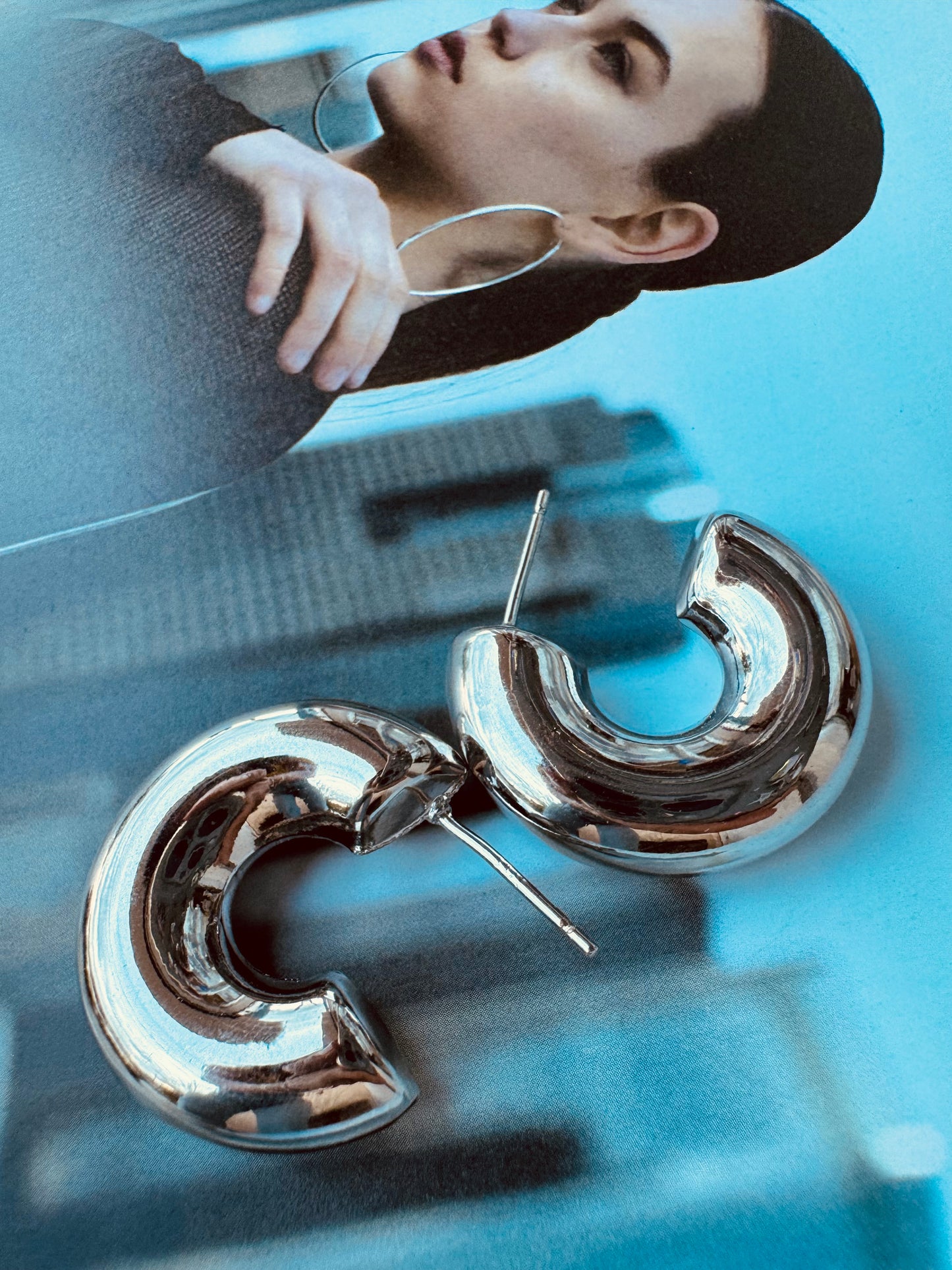 Aretes Aro Grueso Dorados y Plateados