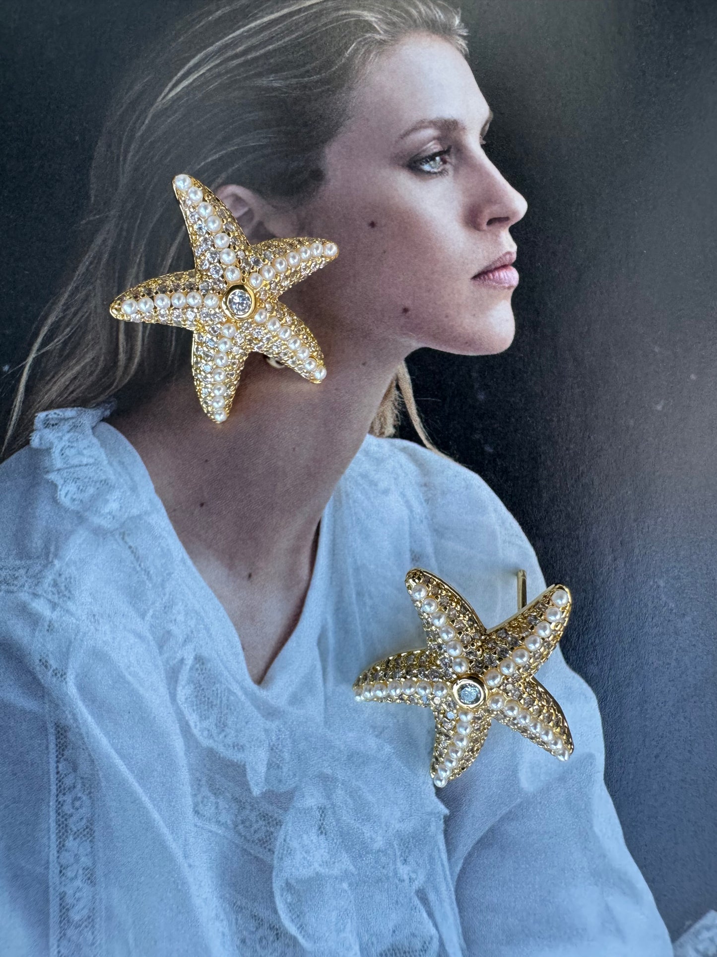 Aretes Estrella de Mar Dorados con Perlas