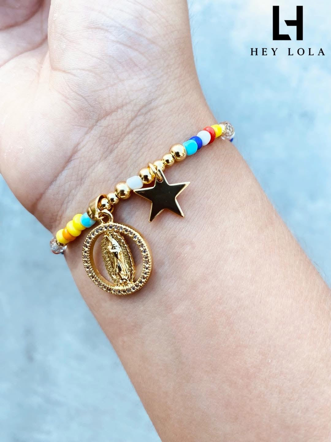 Pulsera de la Virgen de Guadalupe con Estrella y Cuentas Coloridas