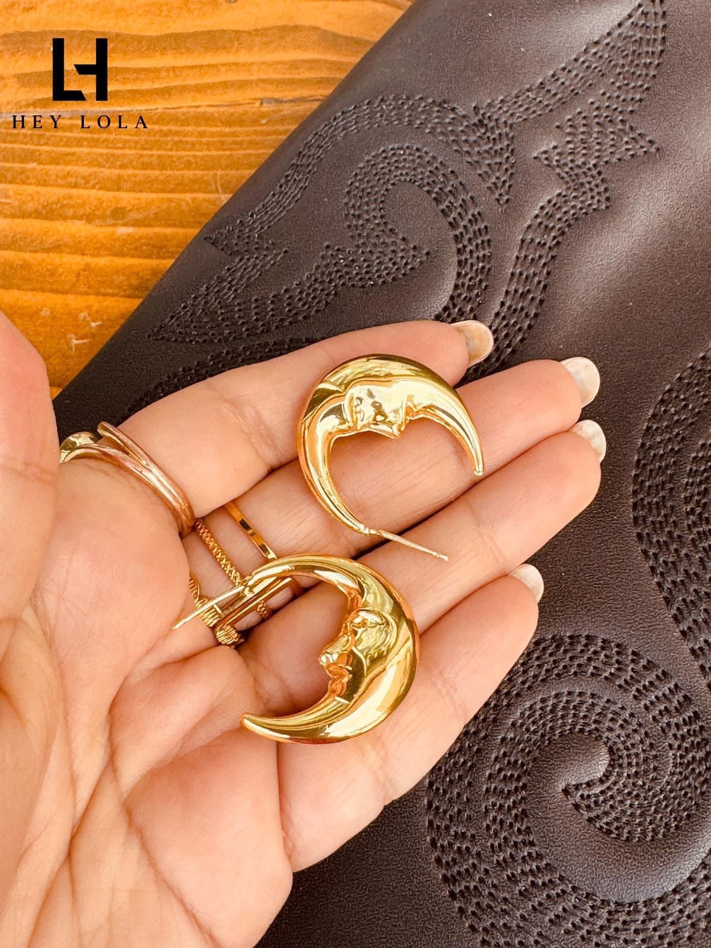 Aretes Luna Dorados - Hey Lola