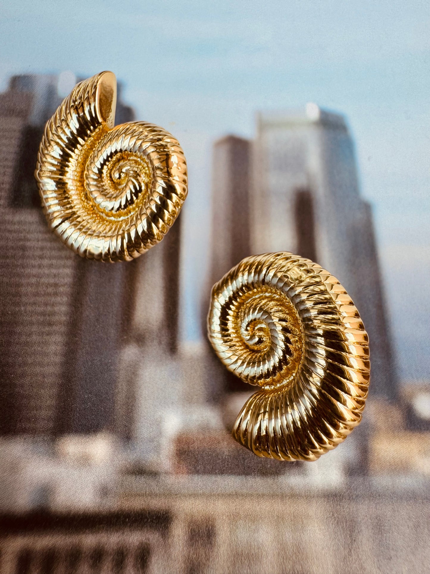 Aretes Espiral Dorados