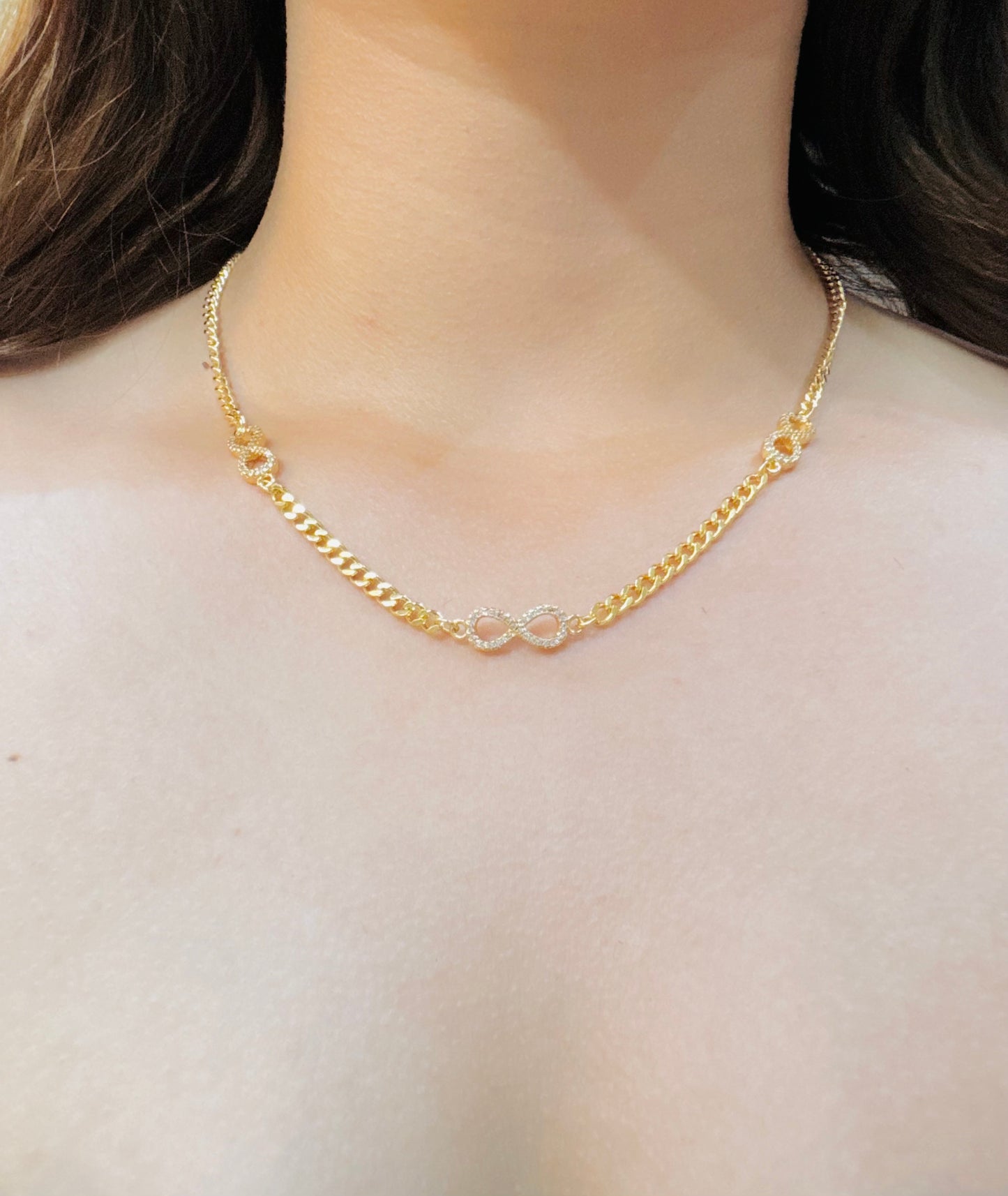 Collar Infinito Glow