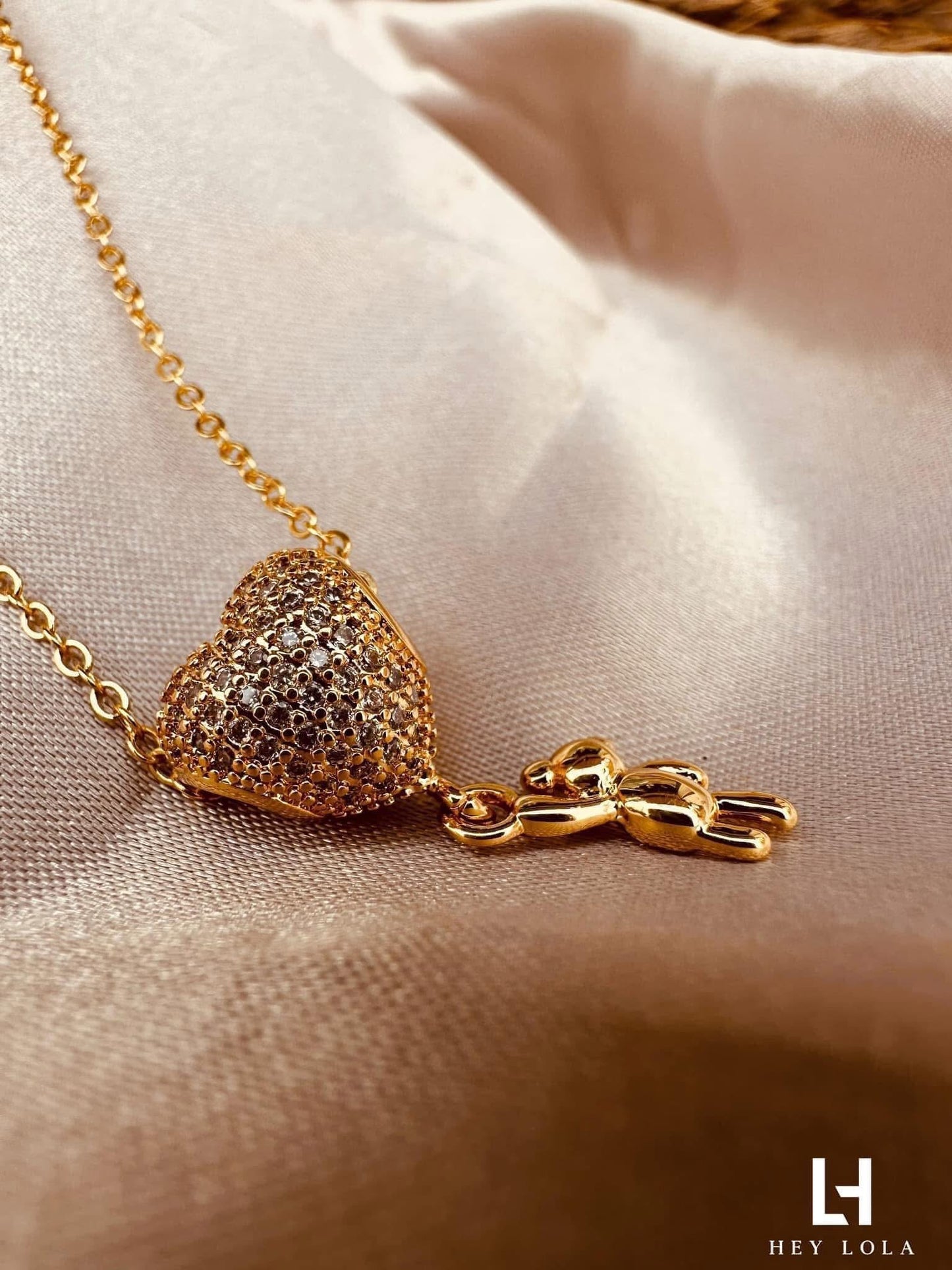 Collar Corazón con Osito Chapado en Oro 18K