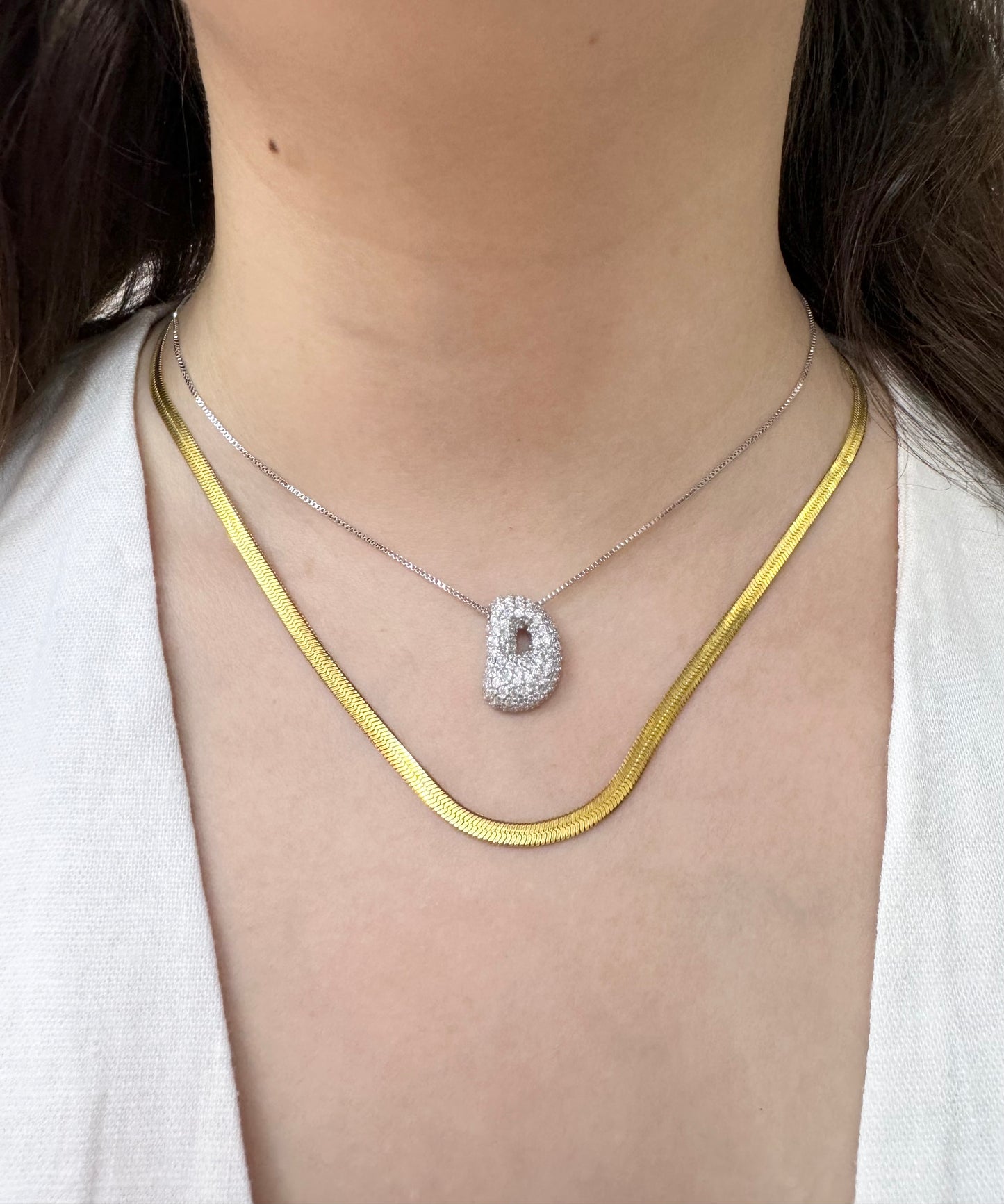 Collares inicial Shine con zirconia