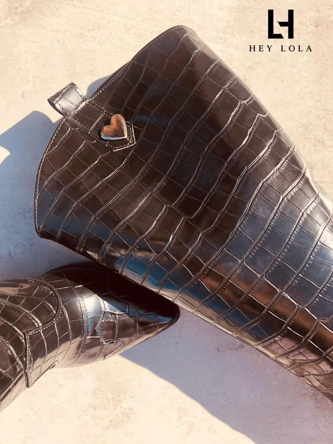Bota Vaquera Negra con Estilo Cocodrilo