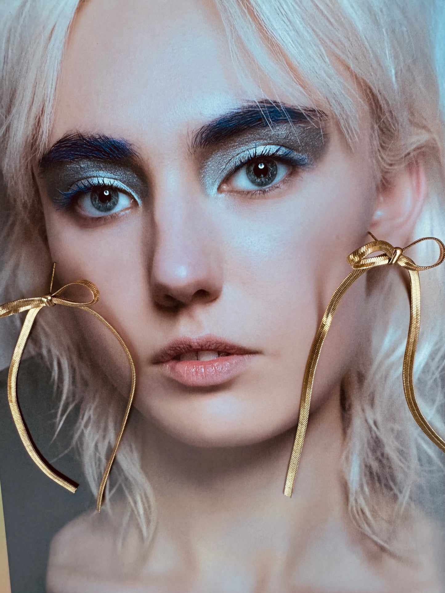Aretes Lazo largos Chapados en Oro 18K 🎀