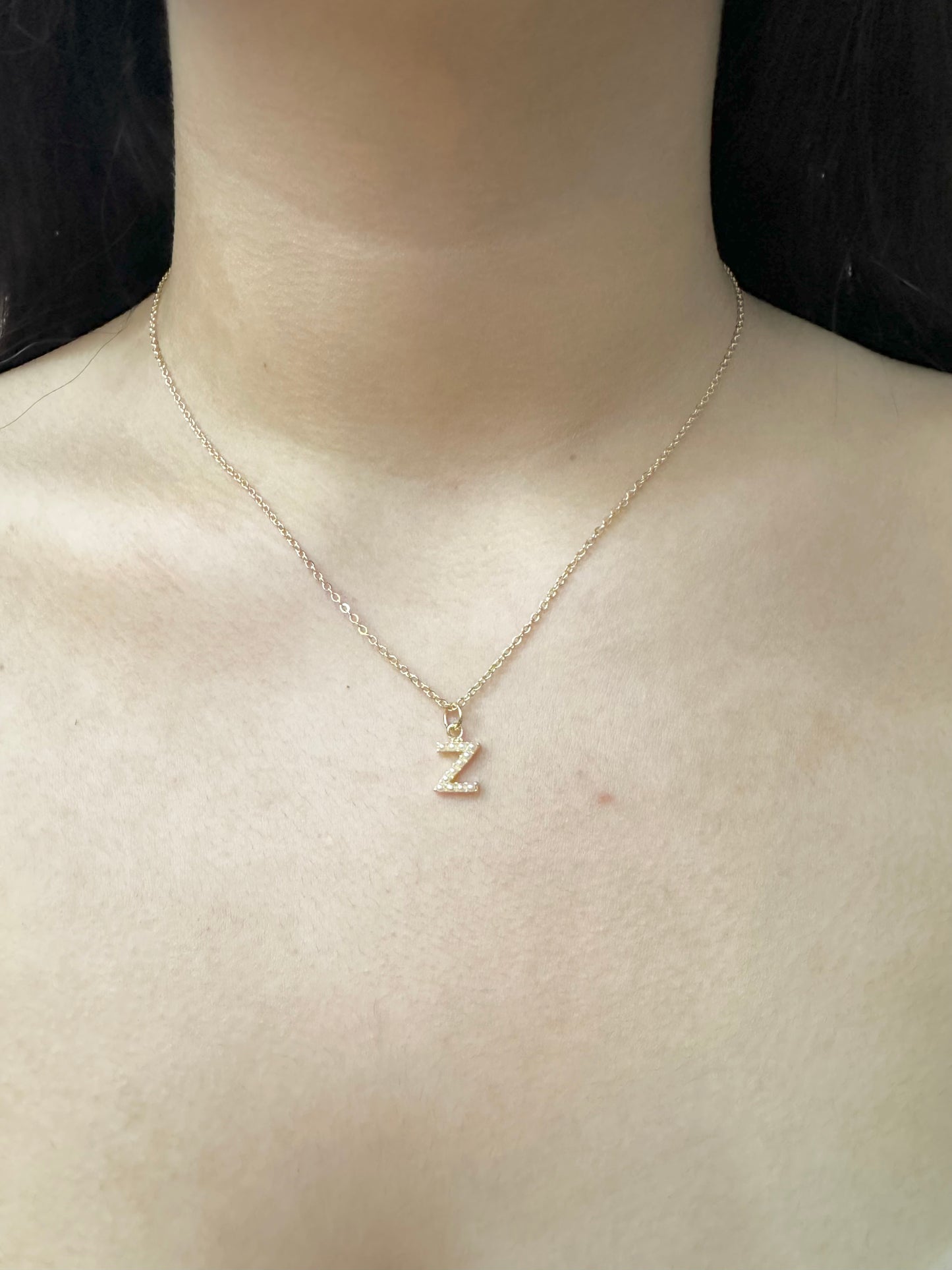 Collar Inicial con perlas