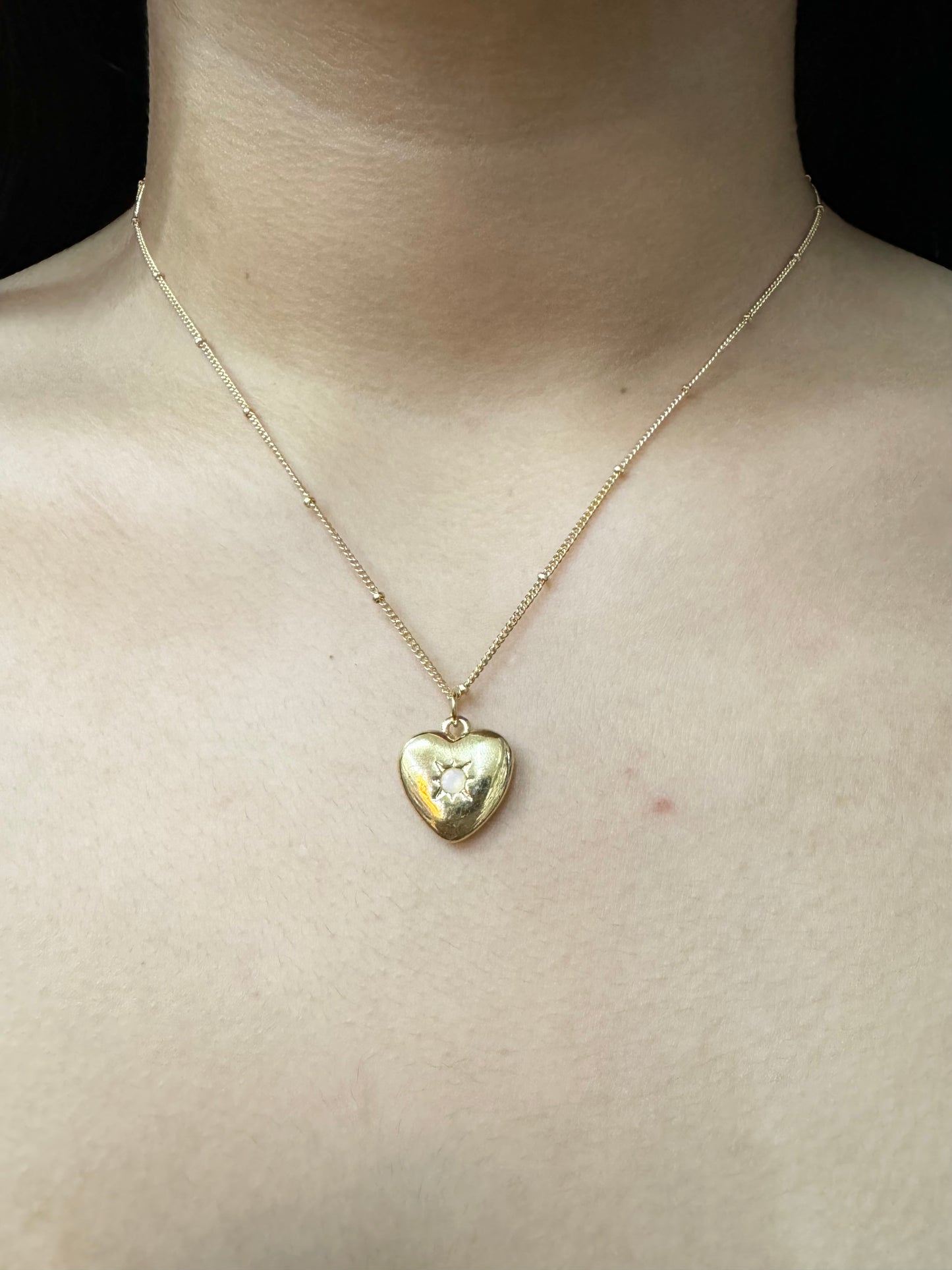 Collar Corazón Radiante Chapado en Oro 18K