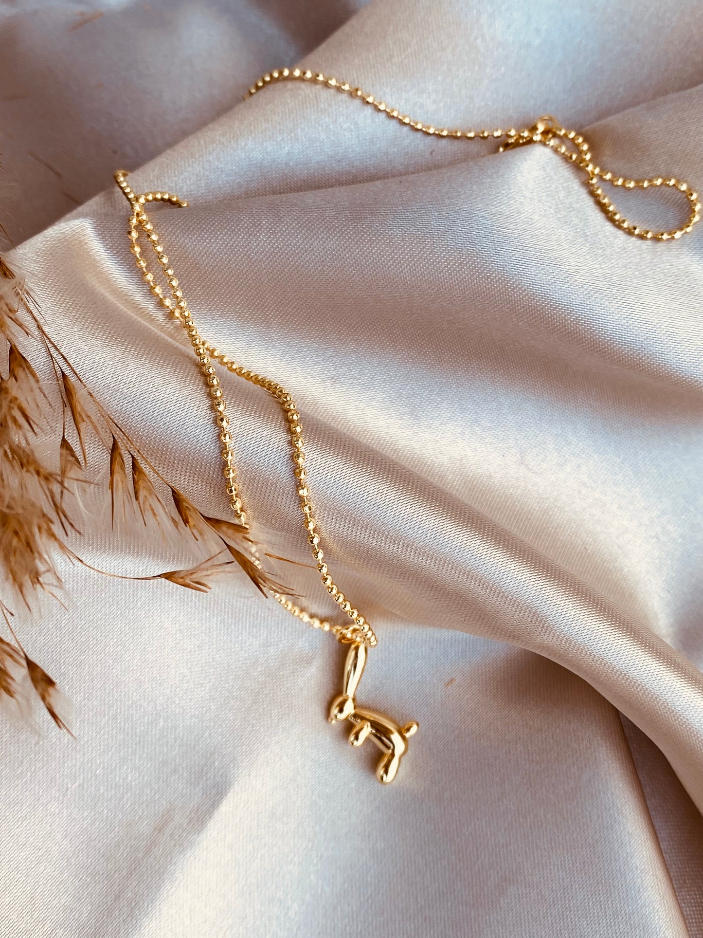 Collar Conejito Globito