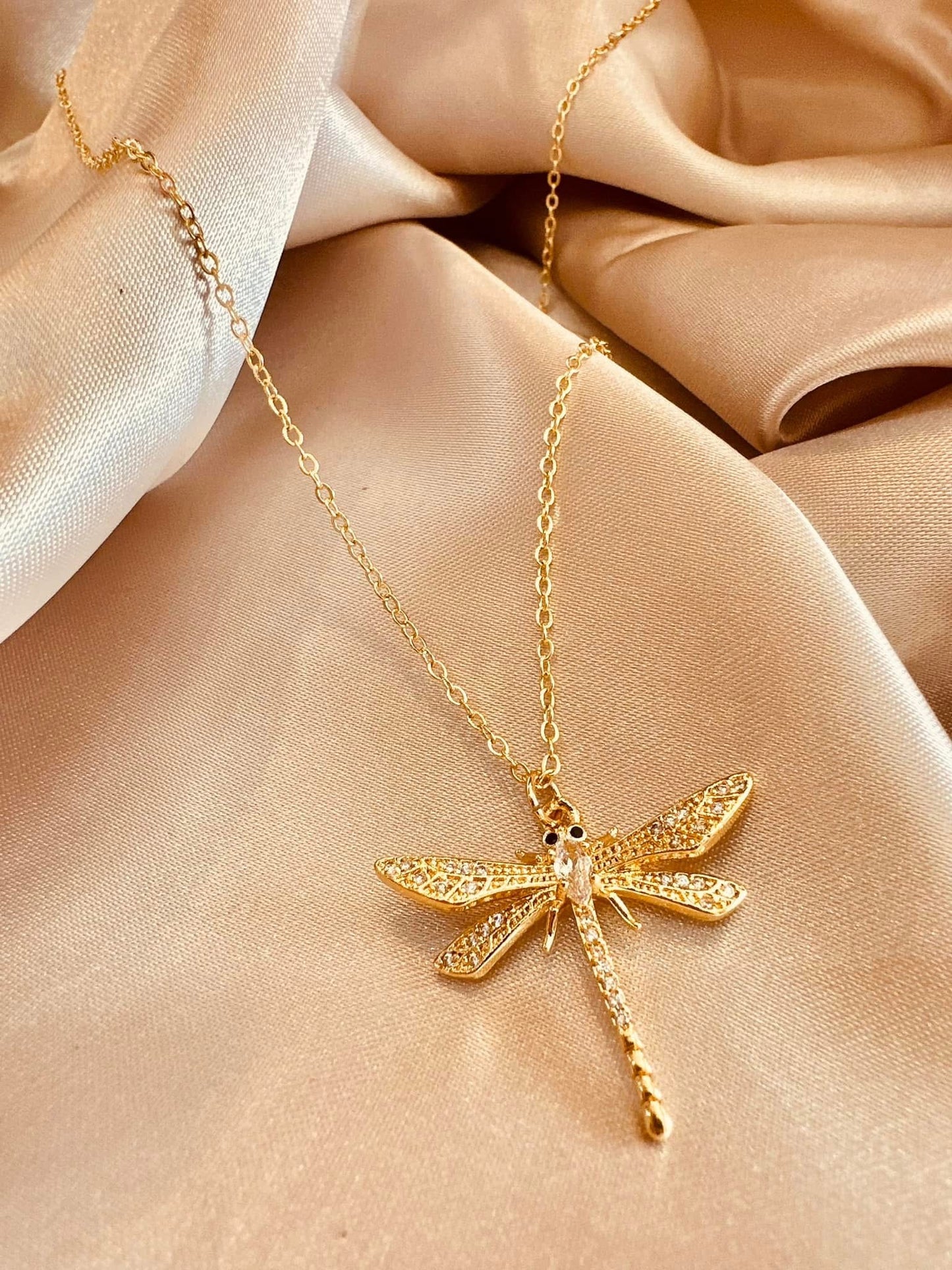 Collar Libélula Brillante con Zirconia blanca