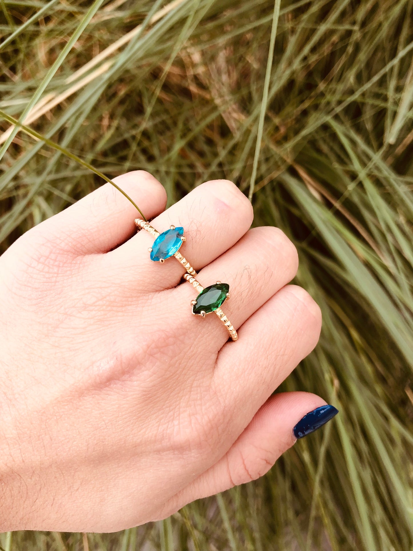 Anillos Elegantes con Piedras Marquesa