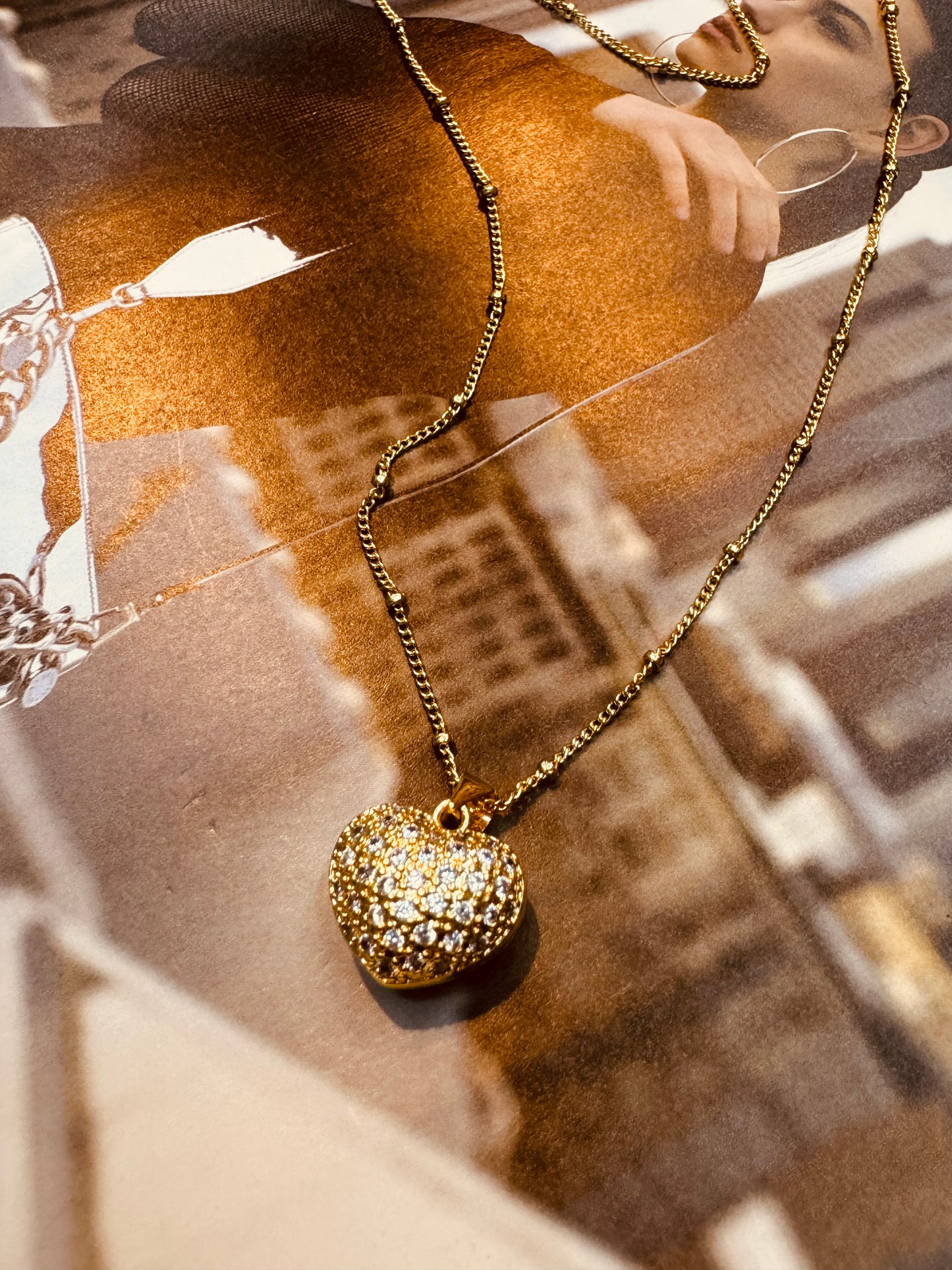 Collar Corazón Pavé Chapado en Oro 18K