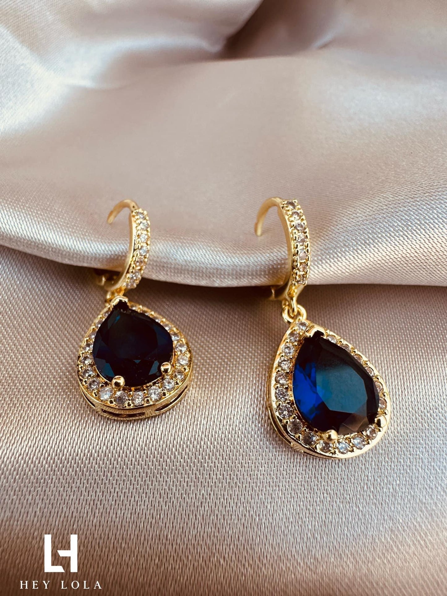 Aretes de Gota con Cristales