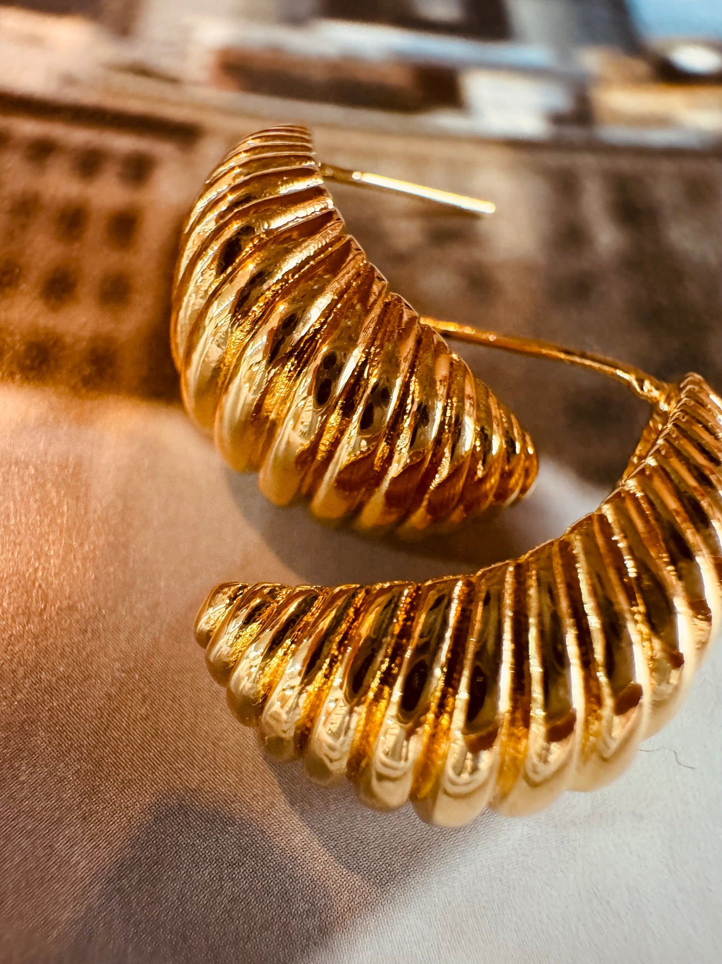 Aretes Croissant Dorados