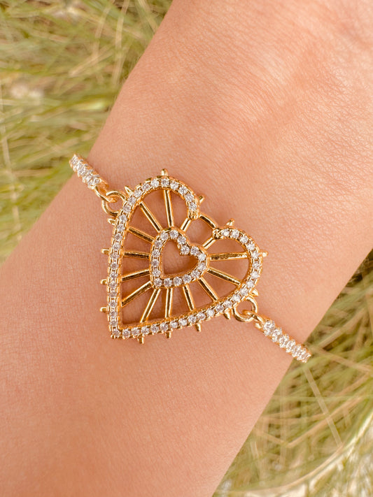 Pulsera de corazón radiante chapada en oro de 18K
