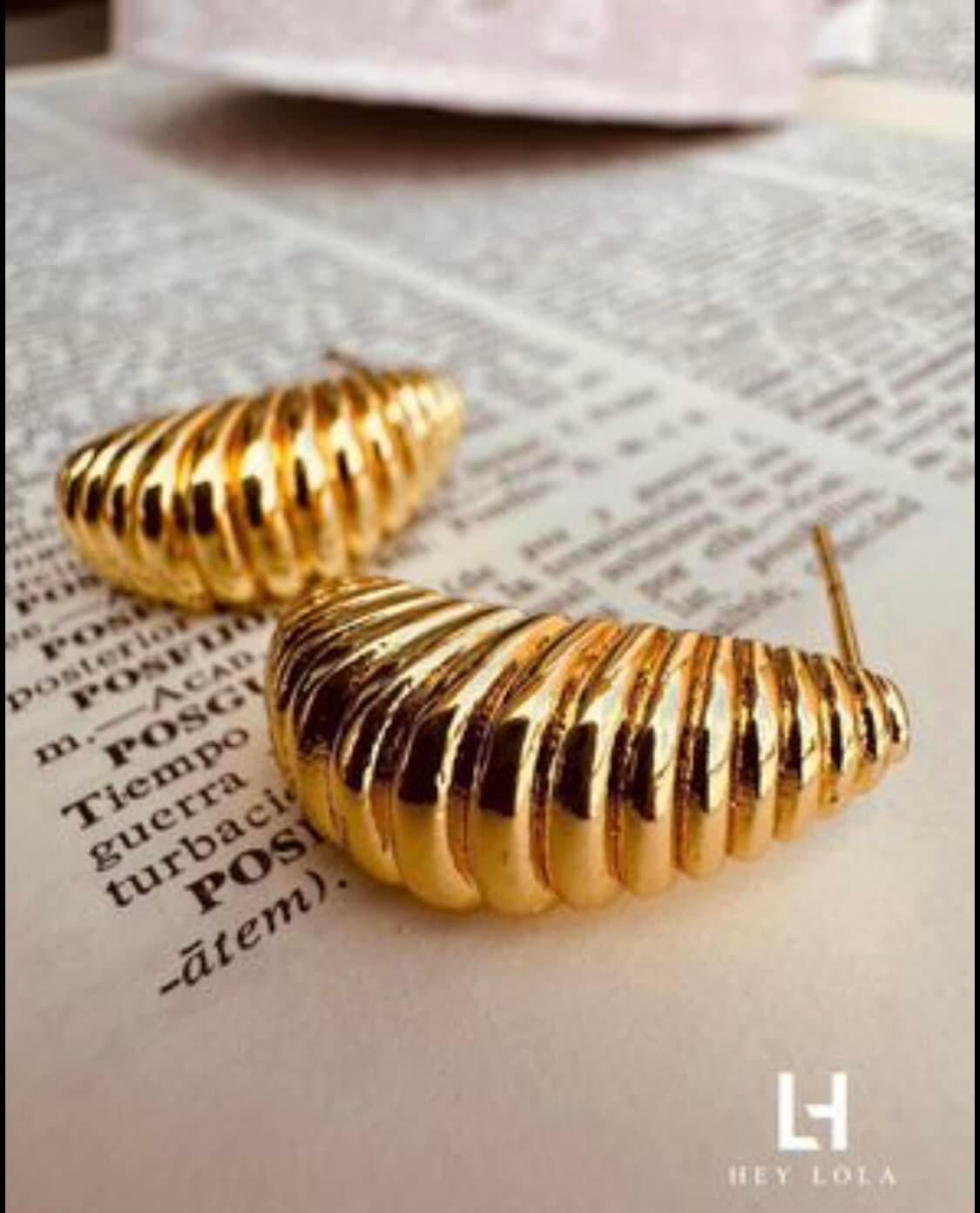 Aretes Croissant Dorados