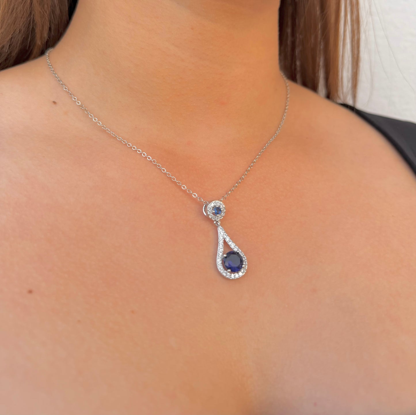 Collar Golden Halo Blue Drop ✨