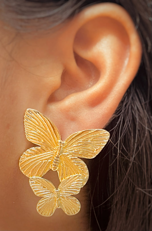 Aretes Mariposa Dorados y Plateados