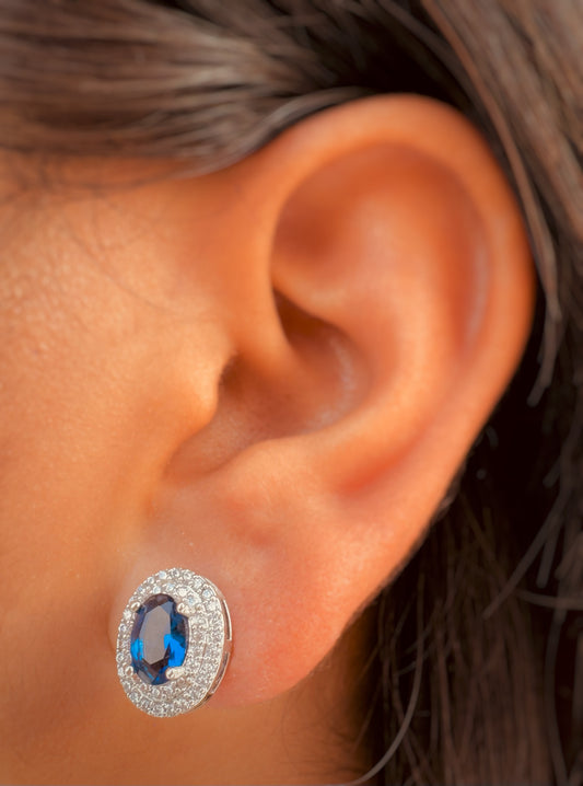 Aretes con Cristales Ovalados y Halo Brillante