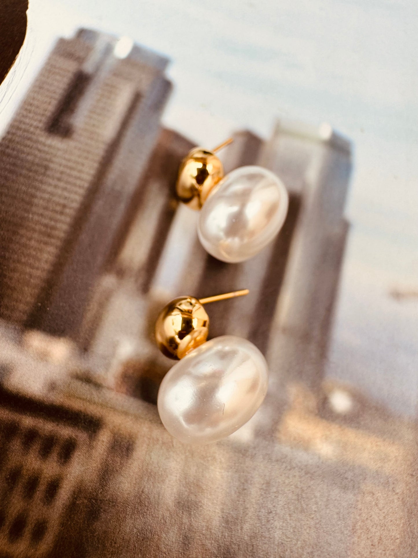 Aretes de Perla con Toque Moderno - Heylola