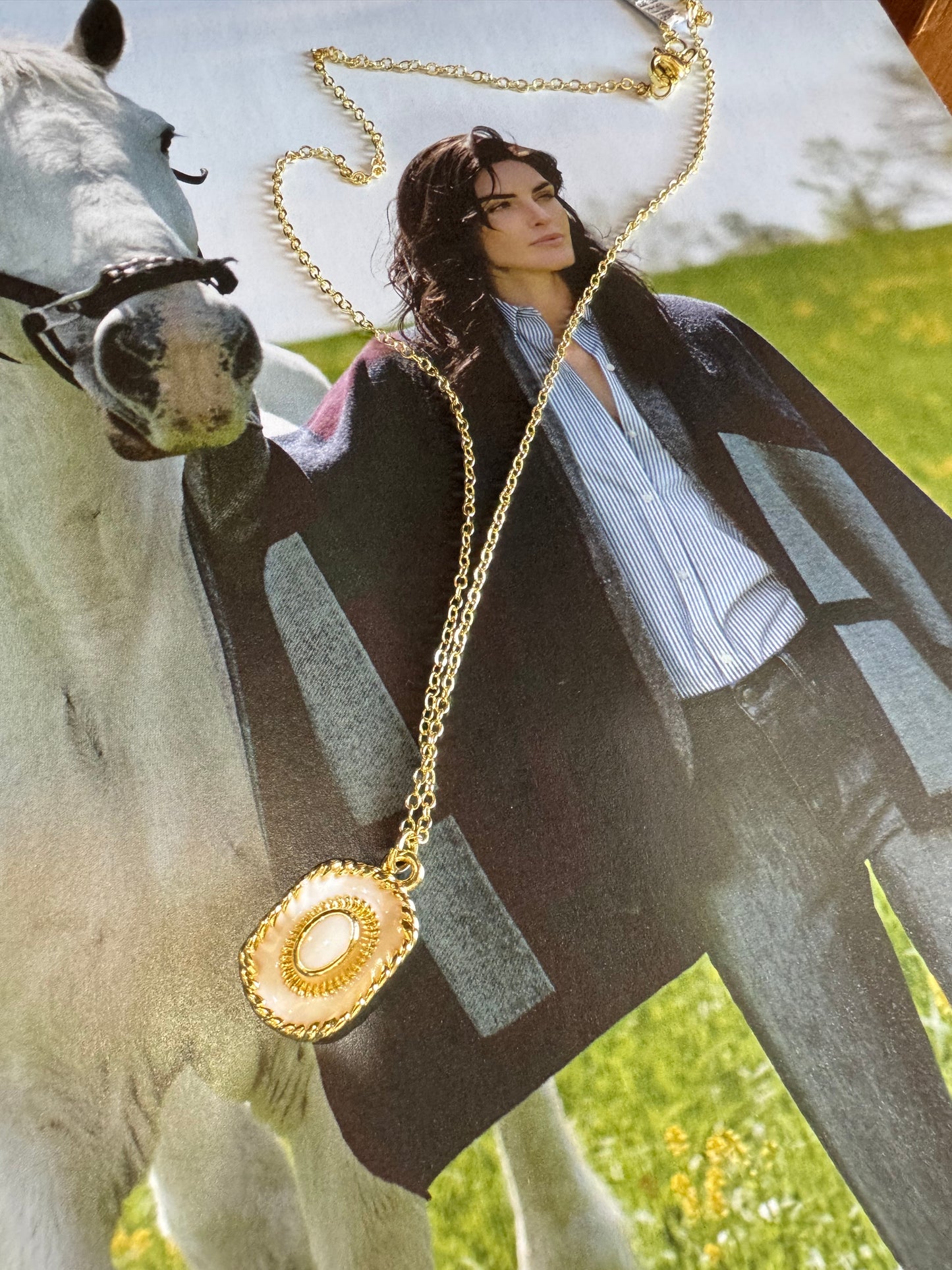 Collar Sombrero Vaquero Esmaltado