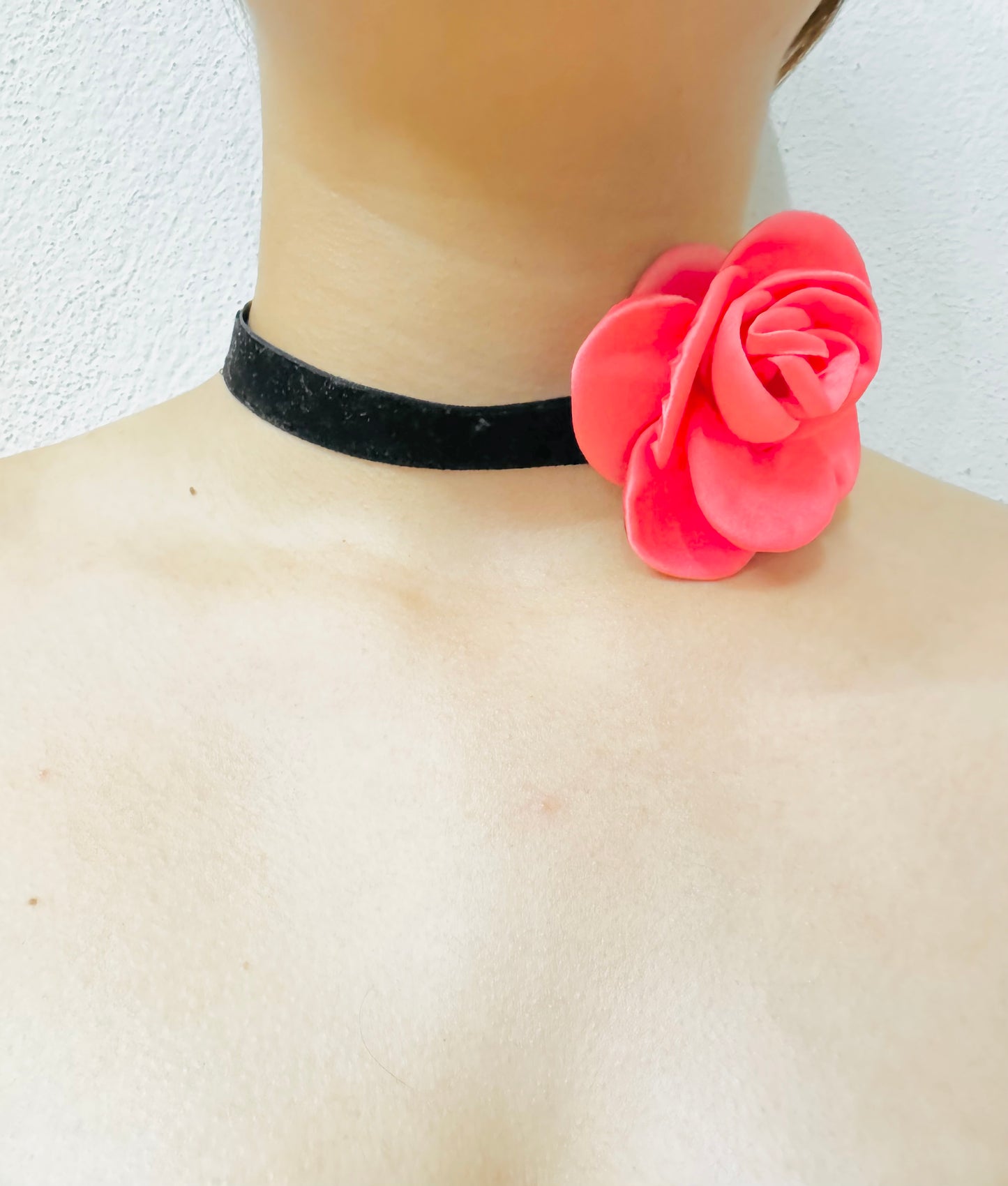 Choker Flor Velvet 🌹
