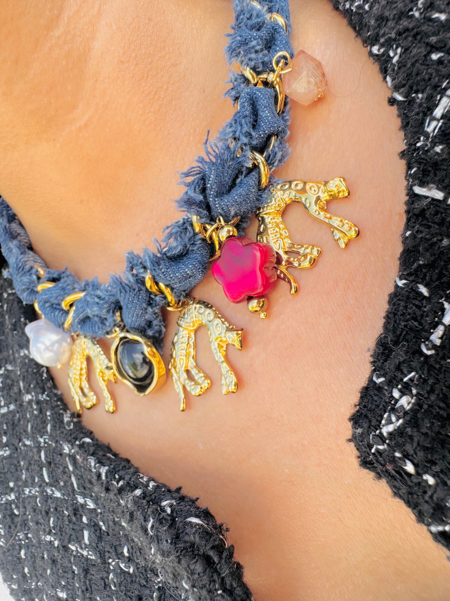 Collar Denim Charms Statement