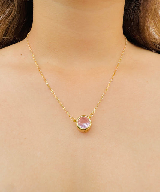 Collar con Dije Circular Chapado en Oro de 18K