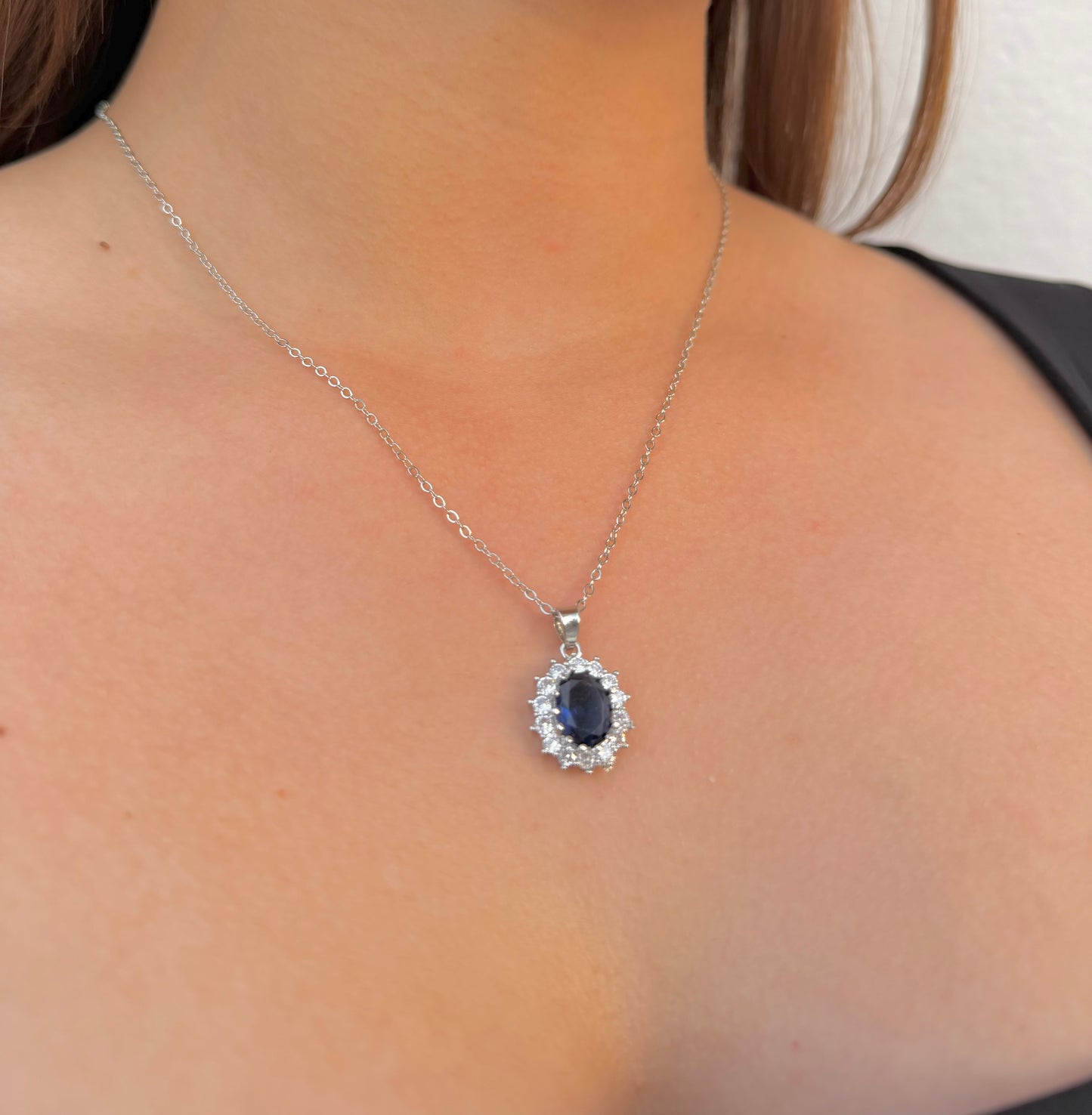 Collar estilo Princesa Diana 👑