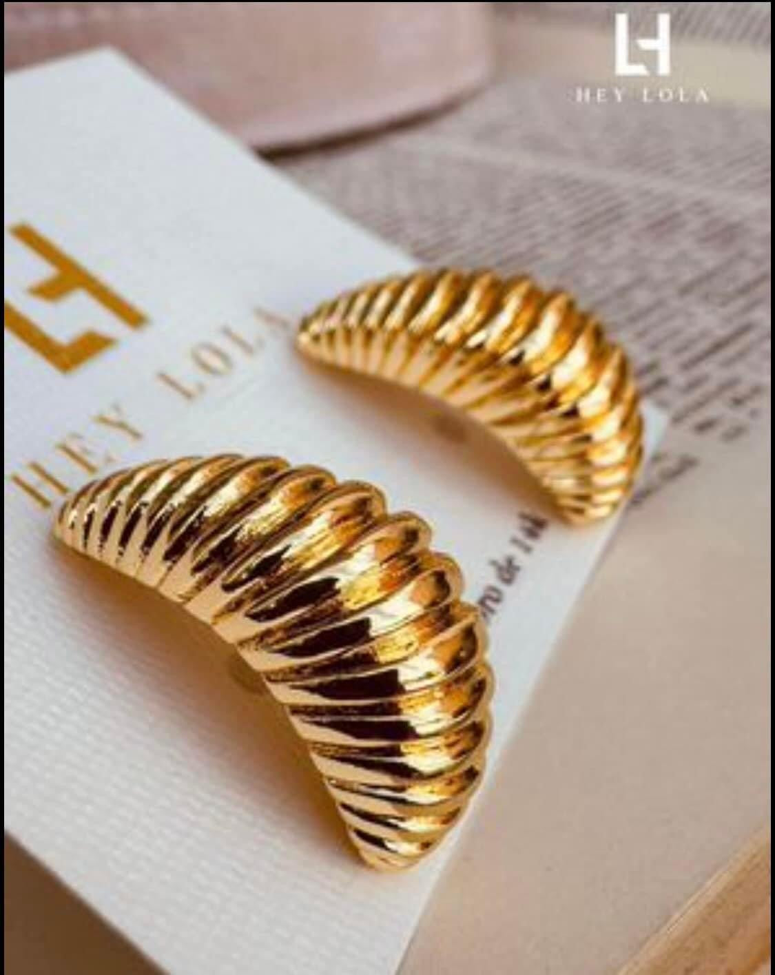 Aretes Croissant Dorados