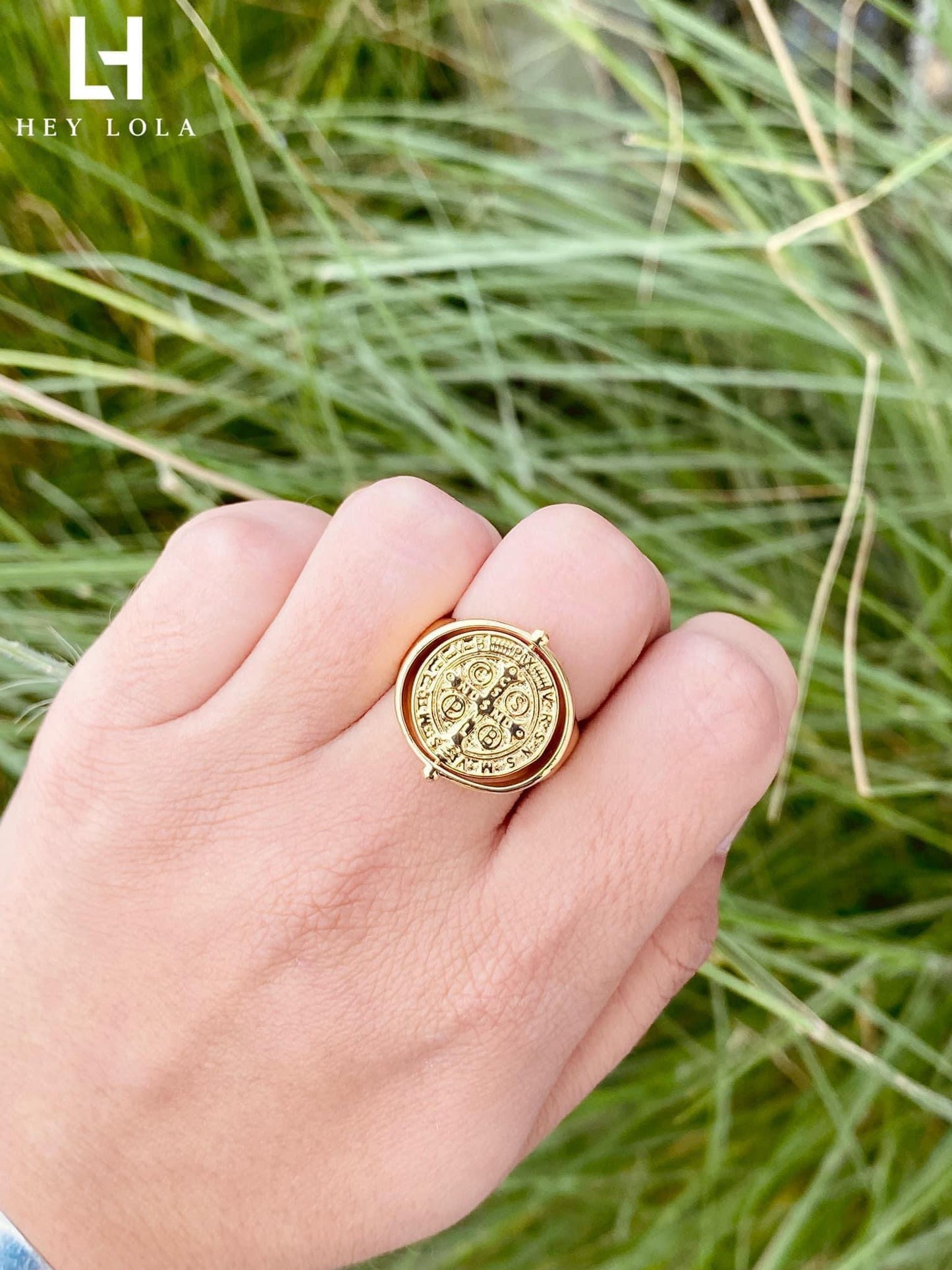 Anillos de sello religiosos chapados en oro de 18K