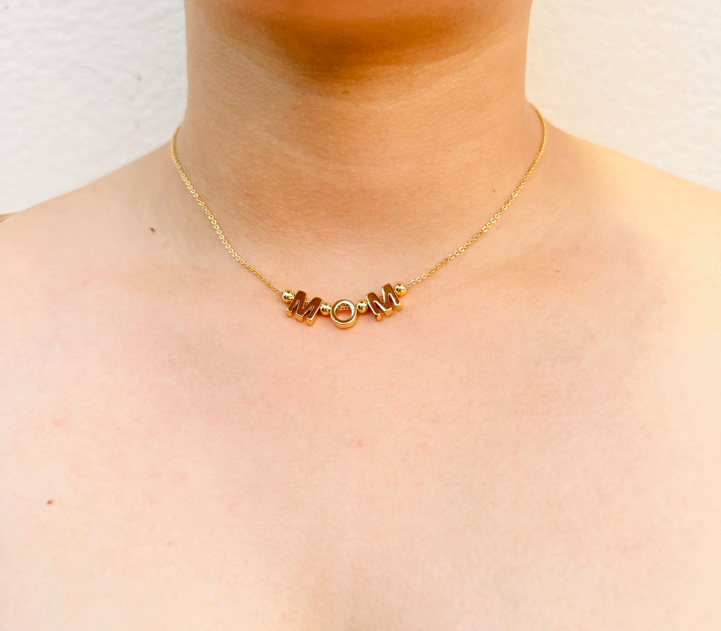 Collar MOM / MAMÁ