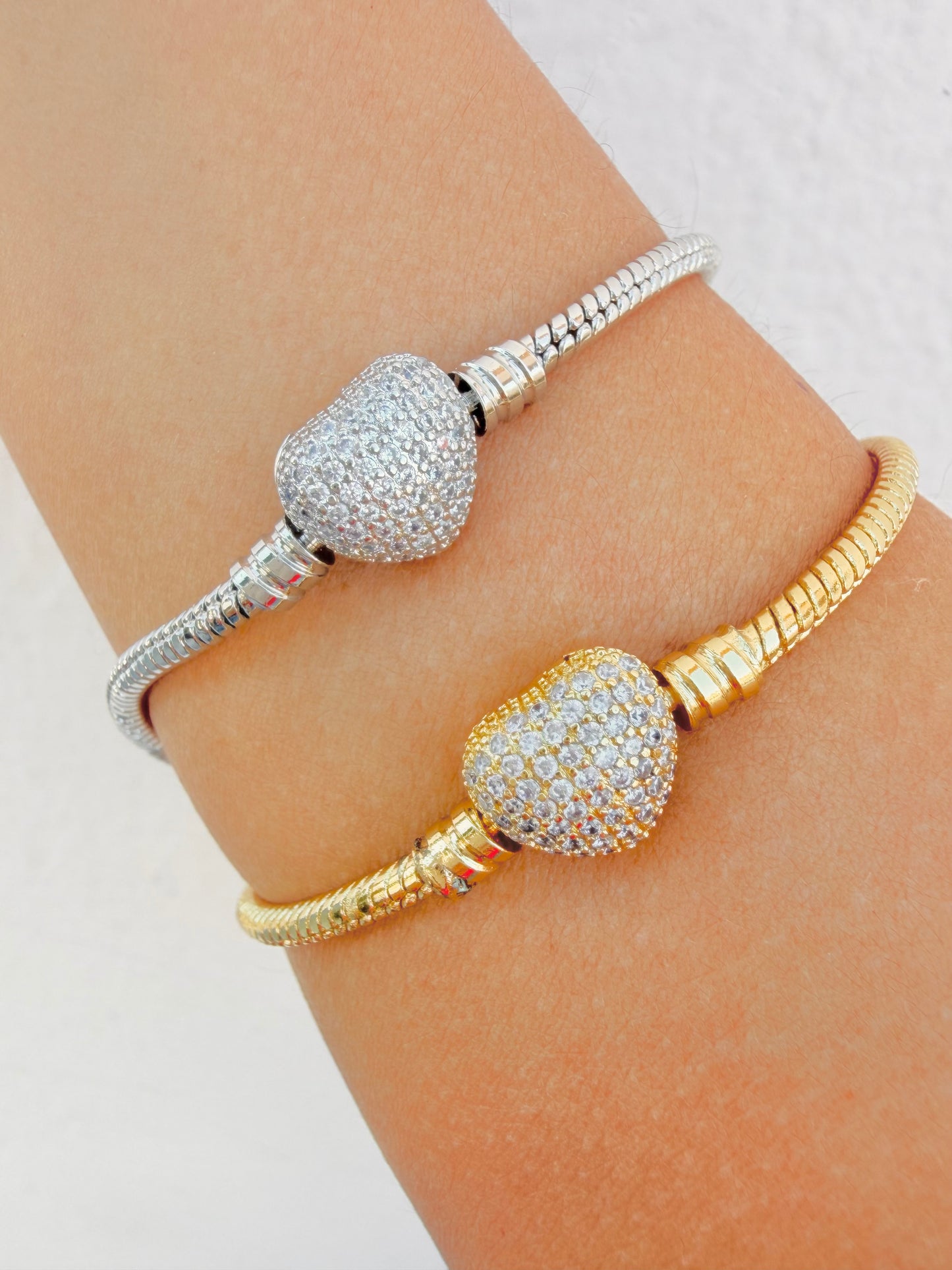 Pulsera Corazón Pavé 💛✨