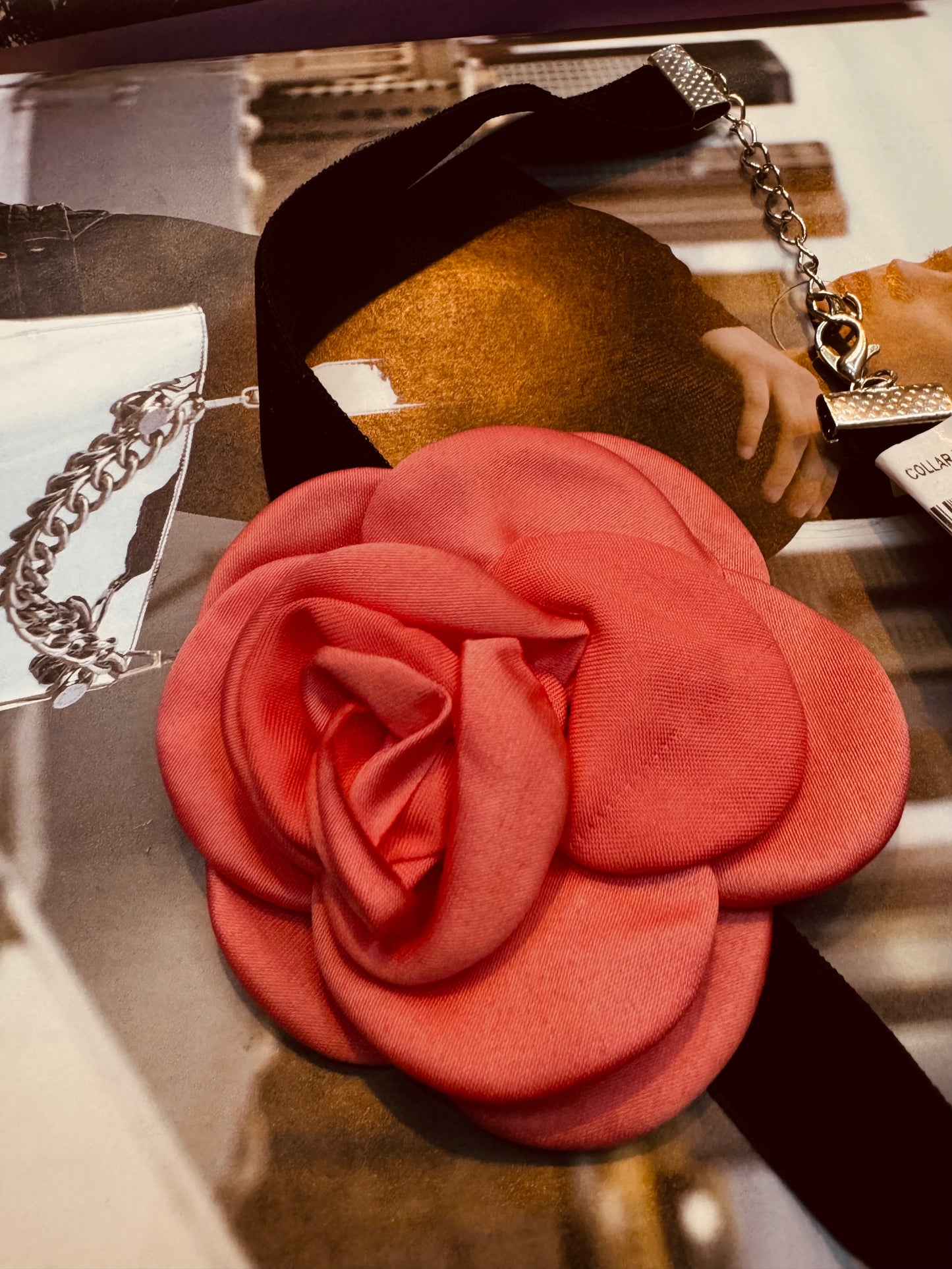 Choker Flor Velvet 🌹