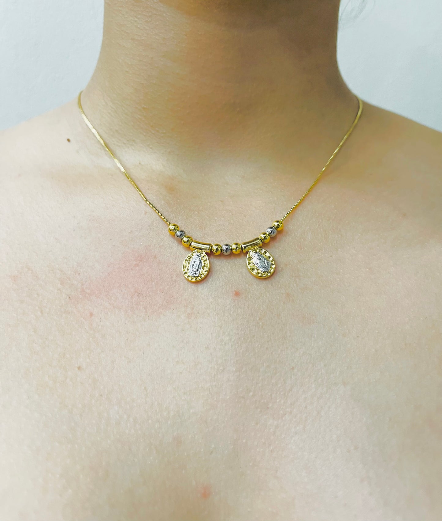 Collar Virgencita y San Benito