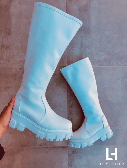 Bota Blanca con Suela Chunky