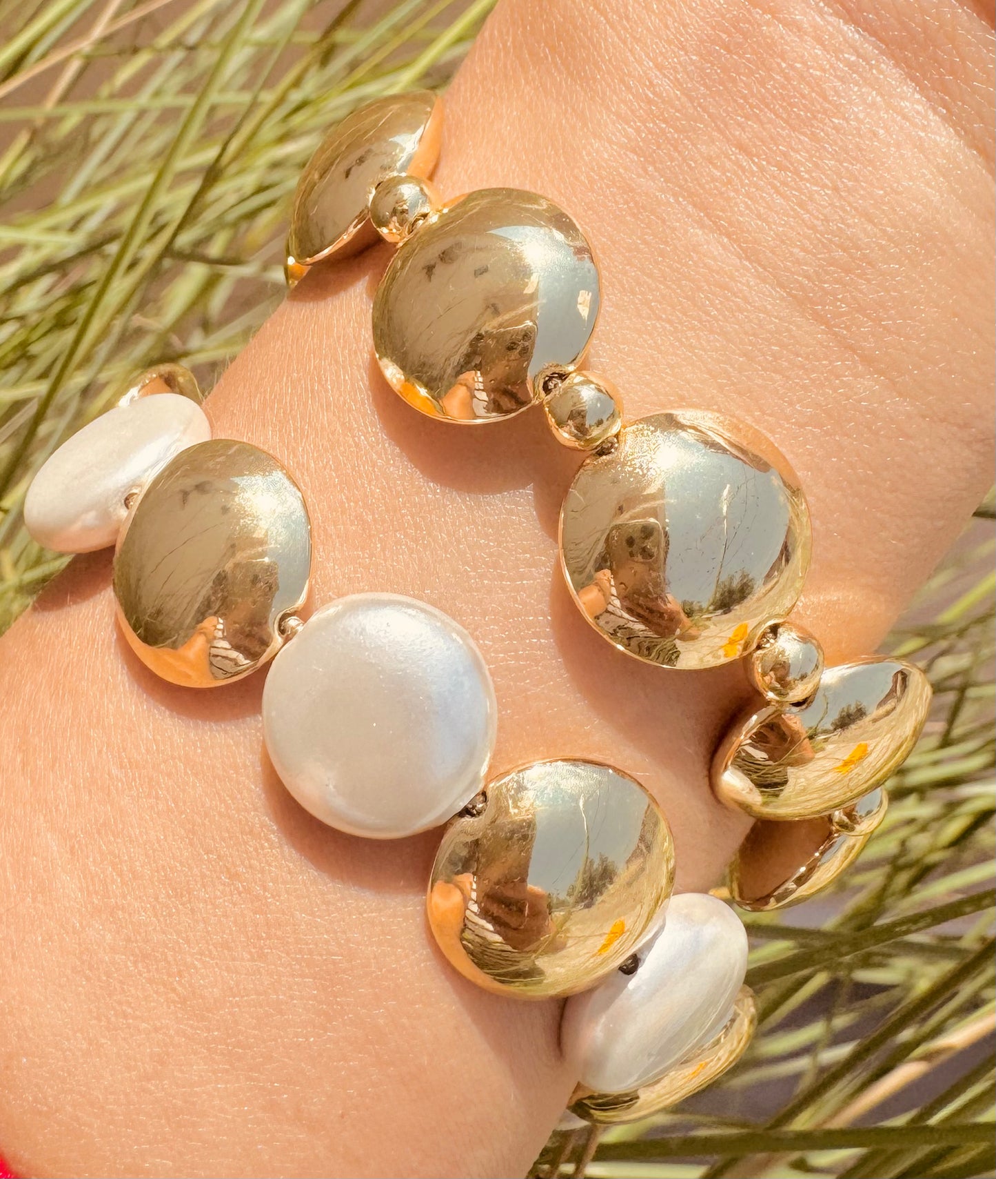 Pulsera de Perlas y Oro Pulido