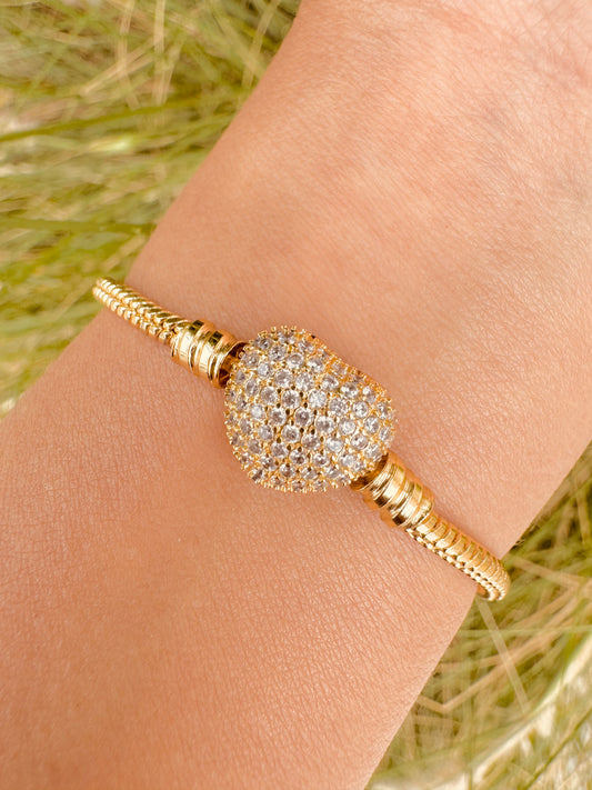 Pulseras con dije de corazón pavé en chapa de oro y plata
